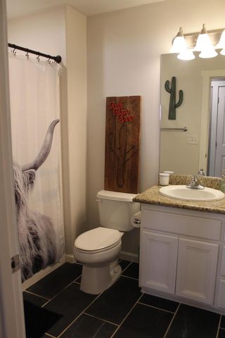 2422 Granite Court, White City, OR 97503