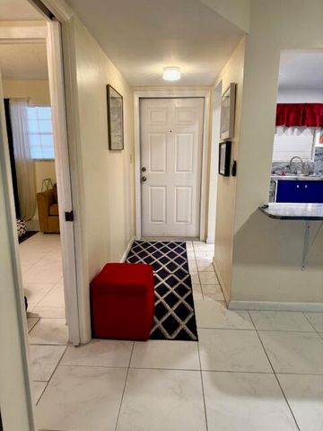 610 Tennis Club Drive 105, Fort Lauderdale, FL 33311