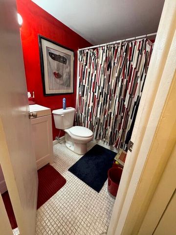 610 Tennis Club Drive 105, Fort Lauderdale, FL 33311