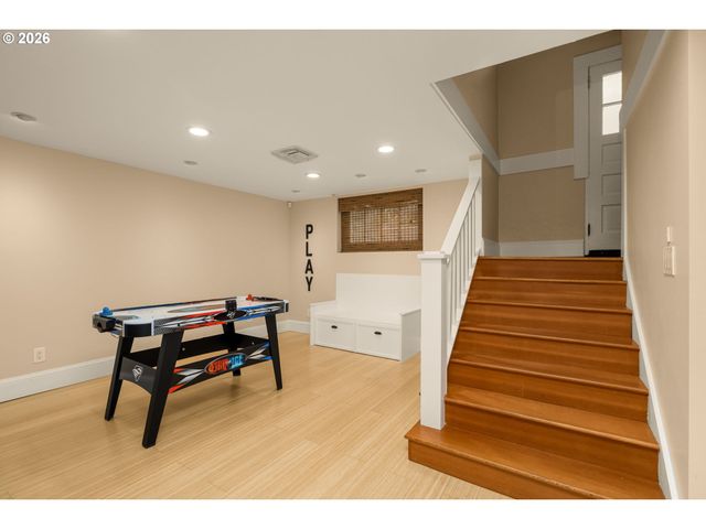 1216 Ne TILLAMOOK St, Portland, OR 97212
