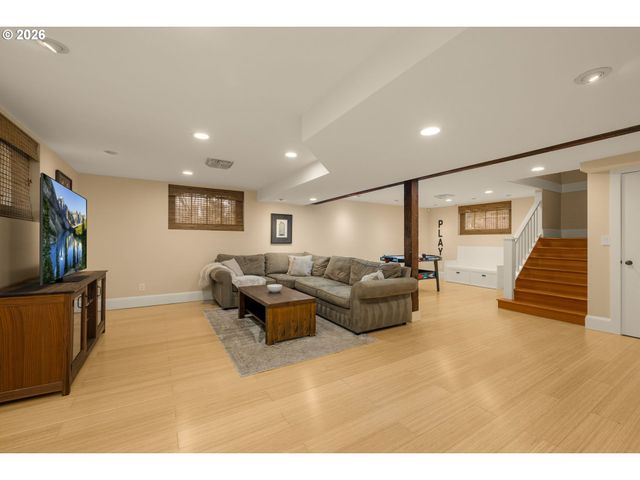1216 Ne TILLAMOOK St, Portland, OR 97212
