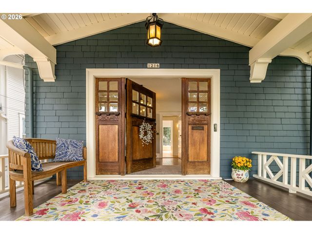 1216 Ne TILLAMOOK St, Portland, OR 97212