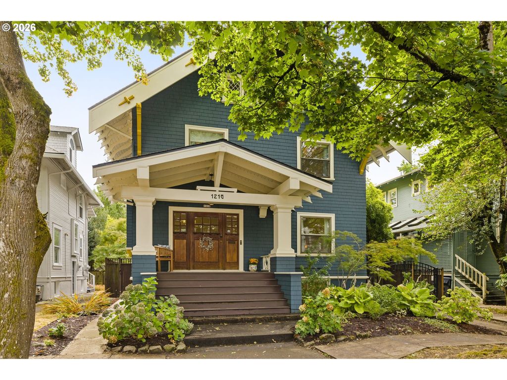 1216 Ne TILLAMOOK St, Portland, OR 97212