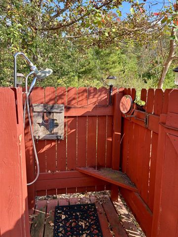 114 Brentwood Court, Hemphill, TX 75948