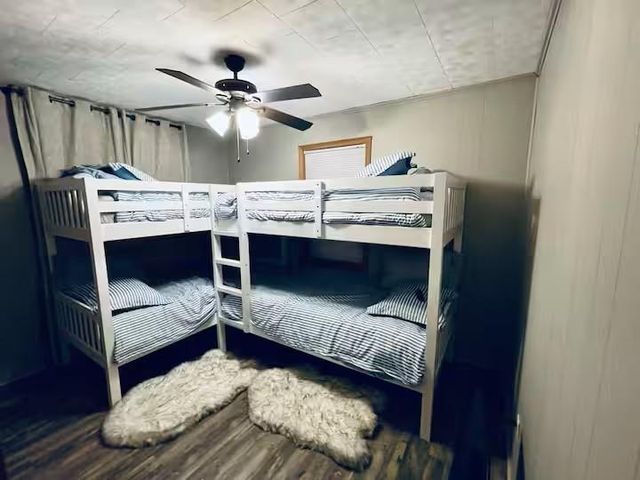 114 Brentwood Court, Hemphill, TX 75948