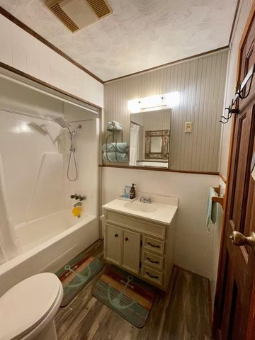 114 Brentwood Court, Hemphill, TX 75948