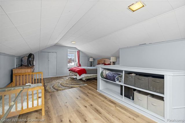 8181 Vermont Avenue, Warren, MI 48093