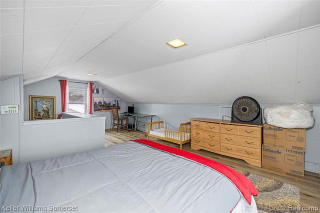 8181 Vermont Avenue, Warren, MI 48093