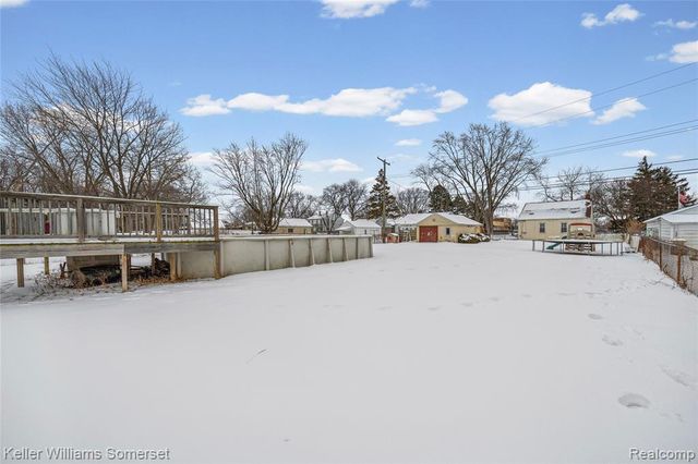 8181 Vermont Avenue, Warren, MI 48093