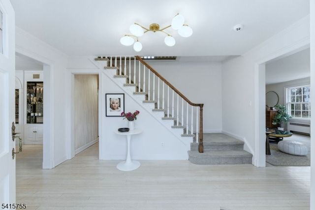 64 Speir Dr, South Orange Village Twp., NJ 07079