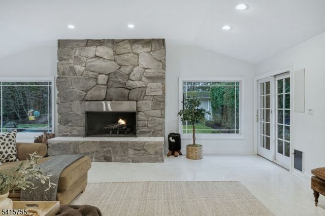 64 Speir Dr, South Orange Village Twp., NJ 07079