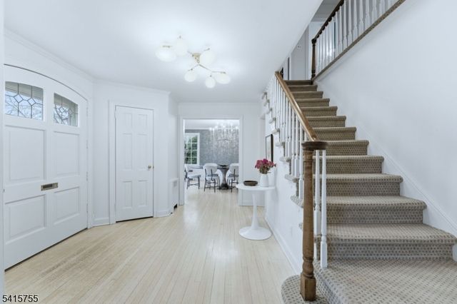 64 Speir Dr, South Orange Village Twp., NJ 07079