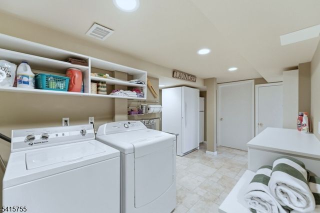 64 Speir Dr, South Orange Village Twp., NJ 07079