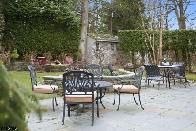 64 Speir Dr, South Orange Village Twp., NJ 07079