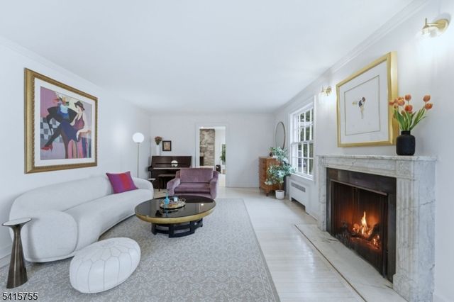 64 Speir Dr, South Orange Village Twp., NJ 07079