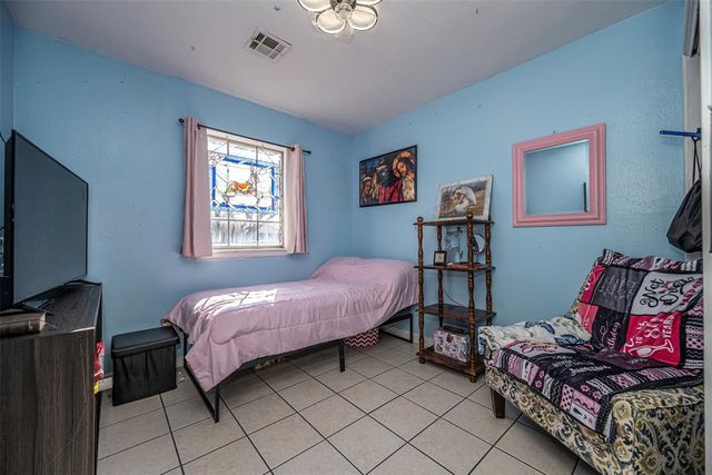 1521 Willowcliff Court, Norman, OK 73071