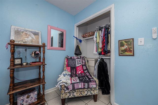 1521 Willowcliff Court, Norman, OK 73071