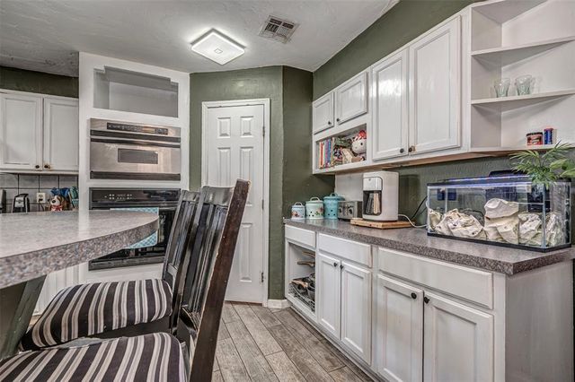 1521 Willowcliff Court, Norman, OK 73071