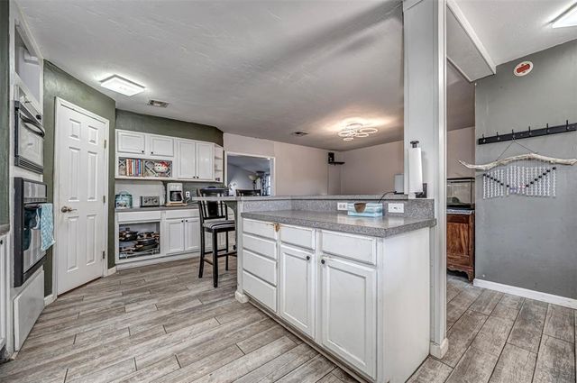 1521 Willowcliff Court, Norman, OK 73071