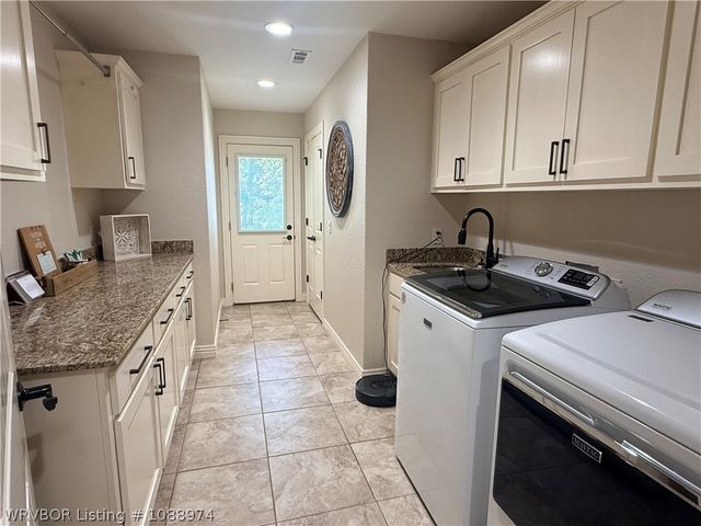 293 Madison 8593, Huntsville, AR 72740
