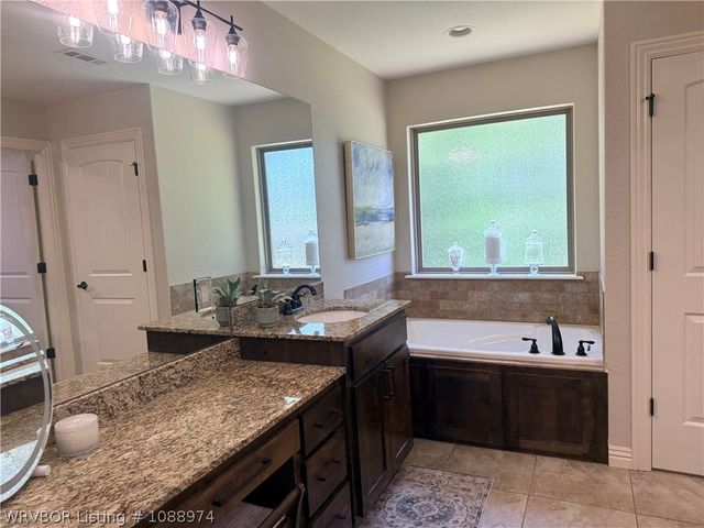 293 Madison 8593, Huntsville, AR 72740
