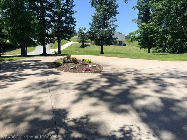 293 Madison 8593, Huntsville, AR 72740