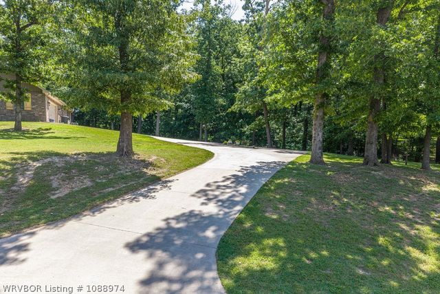 293 Madison 8593, Huntsville, AR 72740