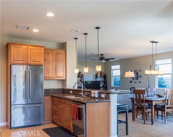 240 Paseo Vista Cir, Palm Desert, CA 92260