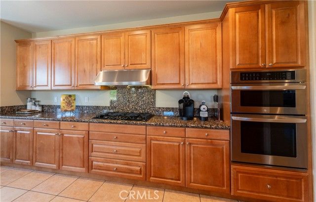 240 Paseo Vista Cir, Palm Desert, CA 92260