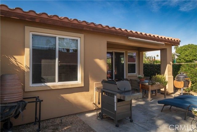 240 Paseo Vista Cir, Palm Desert, CA 92260