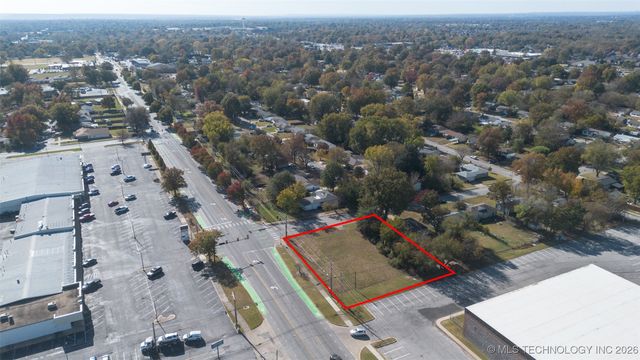 1524 S Main Street, Broken Arrow, OK 74012