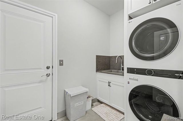 3616 Bay Harbor Drive, Brighton, MI 48114