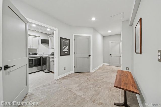 3616 Bay Harbor Drive, Brighton, MI 48114