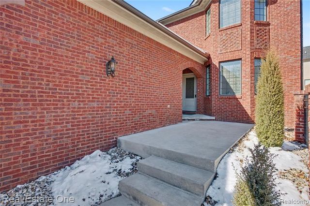 3616 Bay Harbor Drive, Brighton, MI 48114