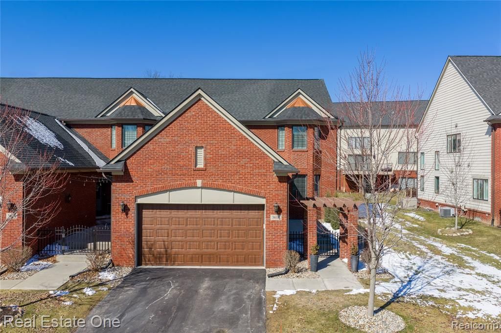 3616 Bay Harbor Drive, Brighton, MI 48114