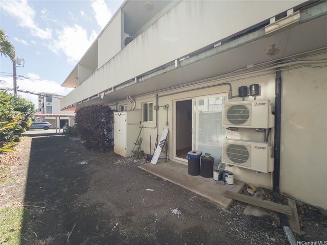 1510 Liholiho Street 3, Honolulu, HI 96822