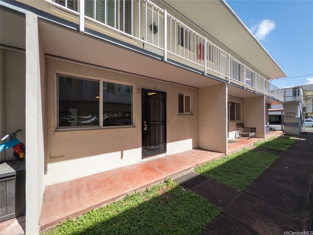 1510 Liholiho Street 3, Honolulu, HI 96822