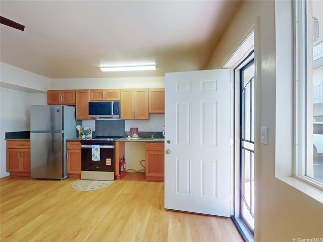 1510 Liholiho Street 3, Honolulu, HI 96822