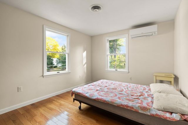 59 High St, Natick, MA 01760