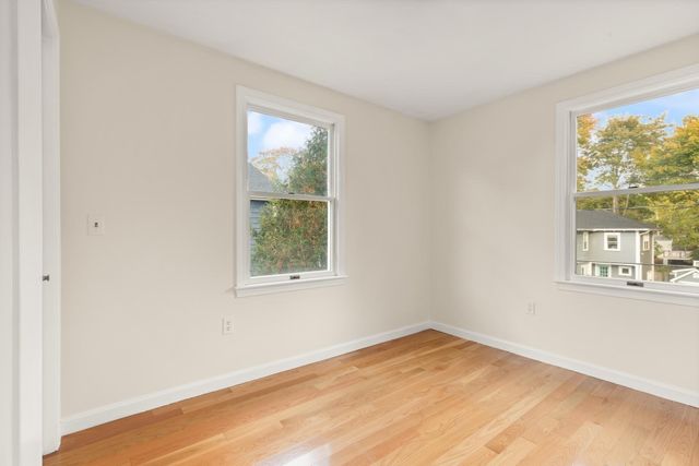 59 High St, Natick, MA 01760