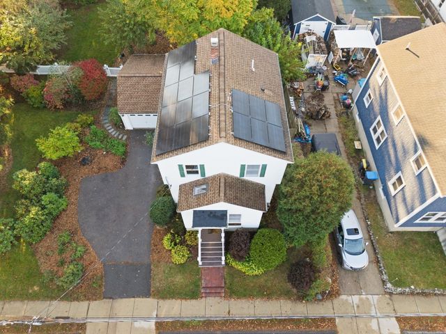 59 High St, Natick, MA 01760