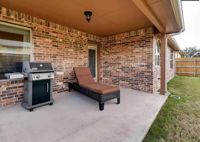 2405 Muzzie LN, Leander, TX 78641