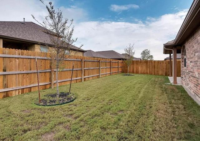 2405 Muzzie LN, Leander, TX 78641