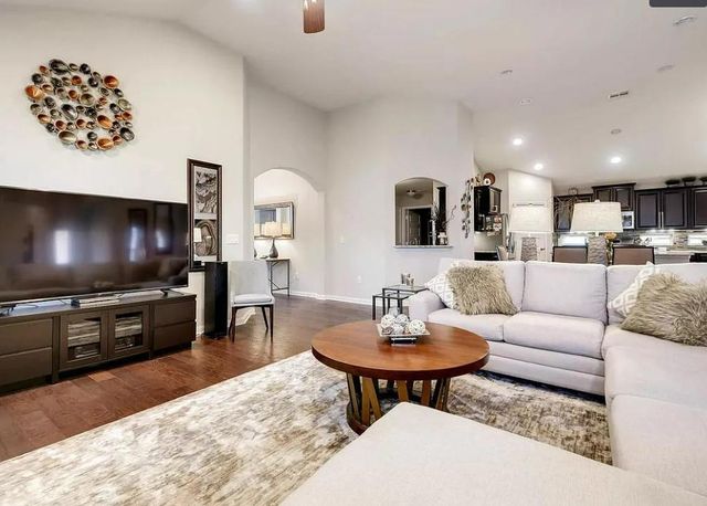 2405 Muzzie LN, Leander, TX 78641