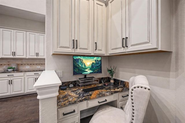 13718 Nubenbrook Lake Drive, Houston, TX 77044
