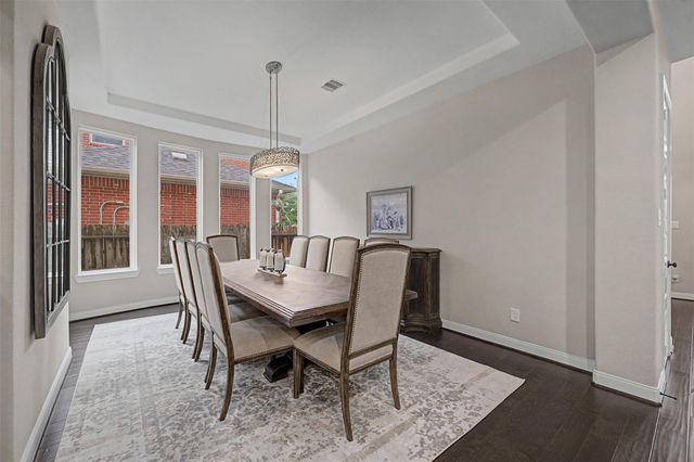 13718 Nubenbrook Lake Drive, Houston, TX 77044