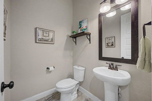 13718 Nubenbrook Lake Drive, Houston, TX 77044