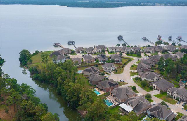 13718 Nubenbrook Lake Drive, Houston, TX 77044
