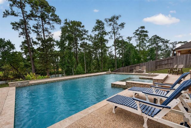 13718 Nubenbrook Lake Drive, Houston, TX 77044