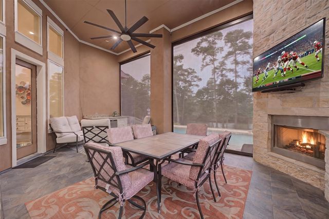 13718 Nubenbrook Lake Drive, Houston, TX 77044